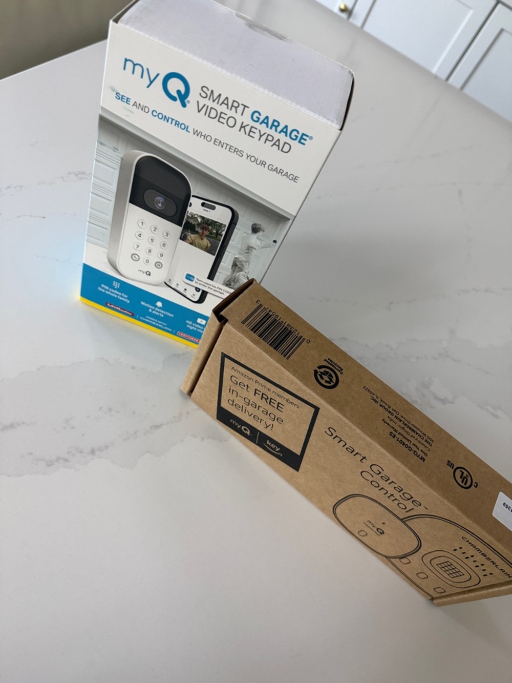 myQ Smart Garage Video Keypad - White / Blue Accents & Smart Garage Control